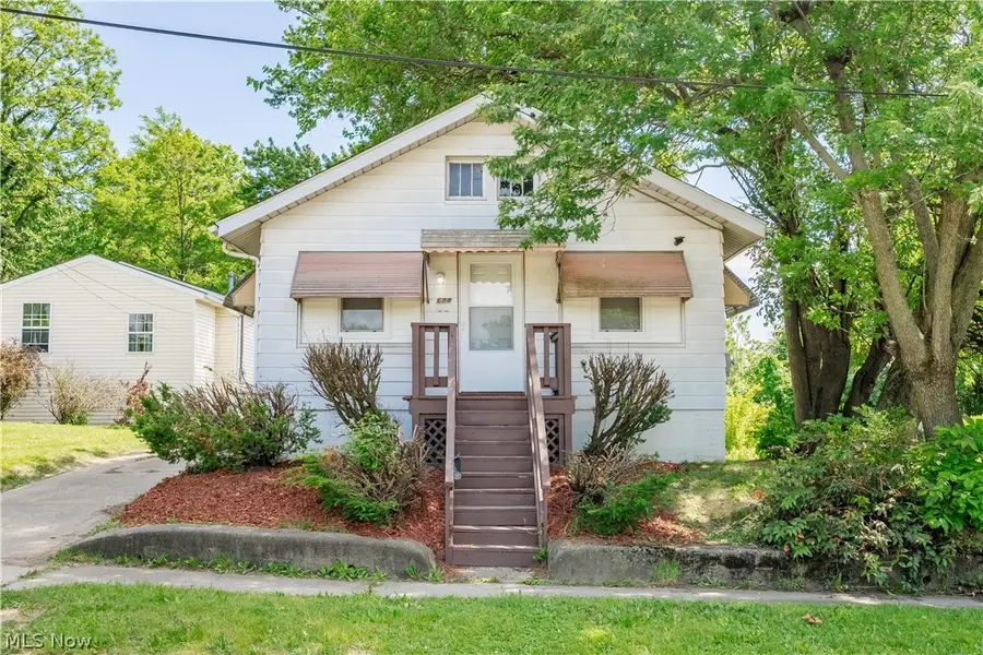 688 Kipling Street, Akron, OH 44306 - #3
