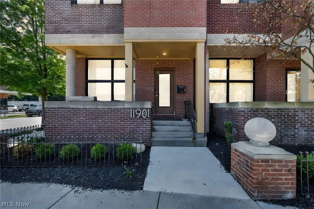 11901 Detroit Avenue, Lakewood, OH 44107 - #1