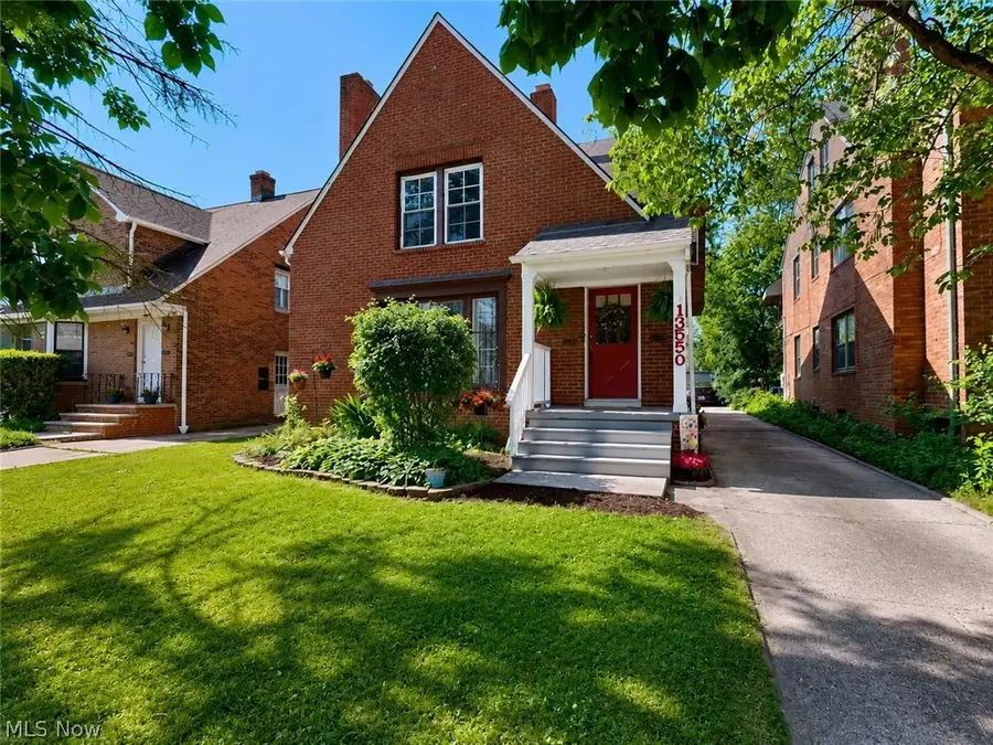 13550 Cedar Road, University Heights, OH 44118 - #2