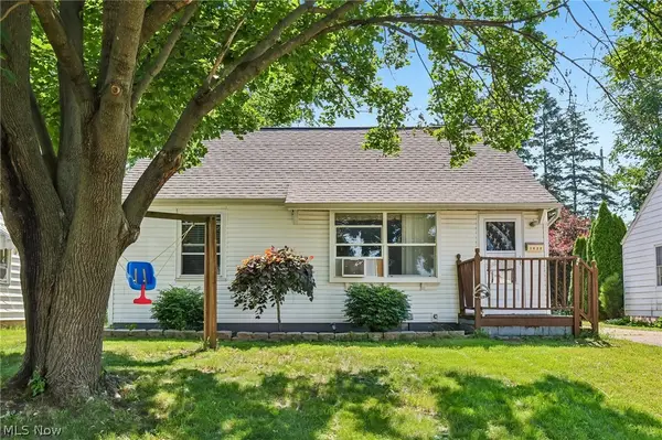 1430 Janice Ne Street, Massillon, OH 44646