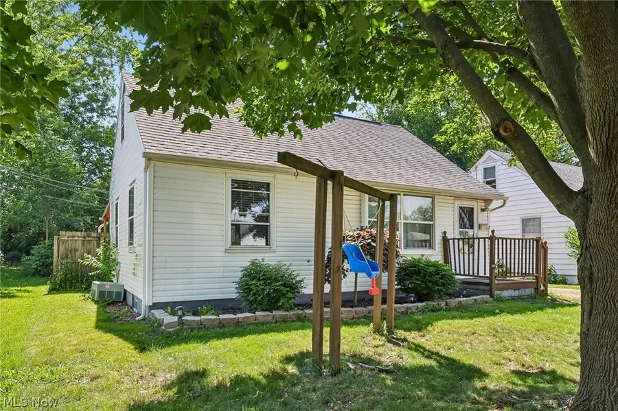 1430 Janice Ne Street, Massillon, OH 44646 - #2