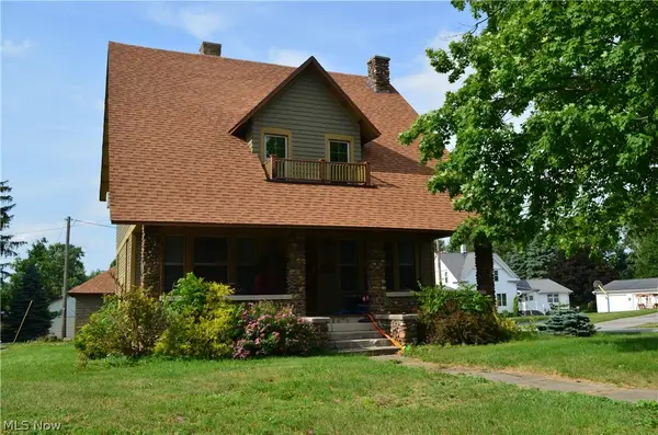 147 W Mcpherson Highway, Clyde, OH 43410