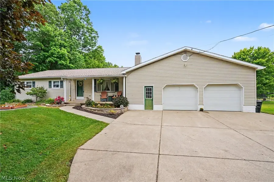 9112 New Road, North Jackson, OH 44451 - #3