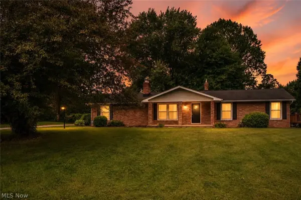 6125 Coyla Nw Avenue, Canal Fulton, OH 44614