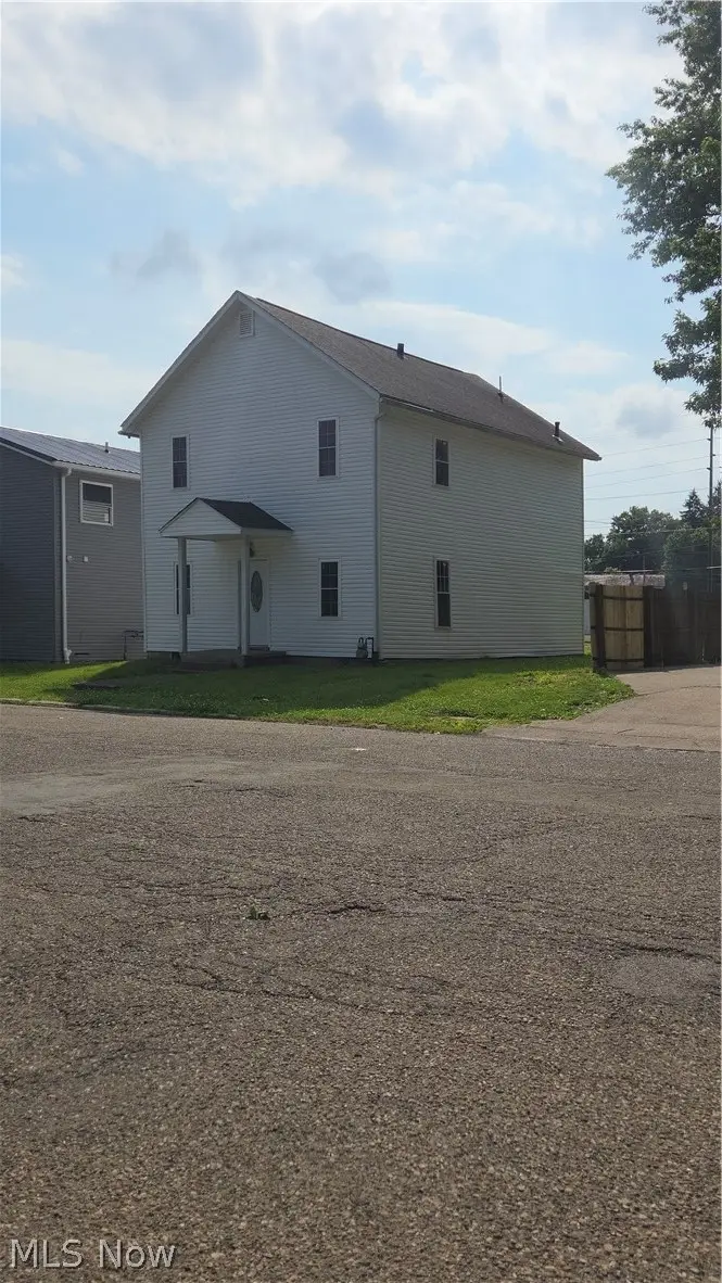 1307 Central Avenue, Zanesville, OH 43701 - #1