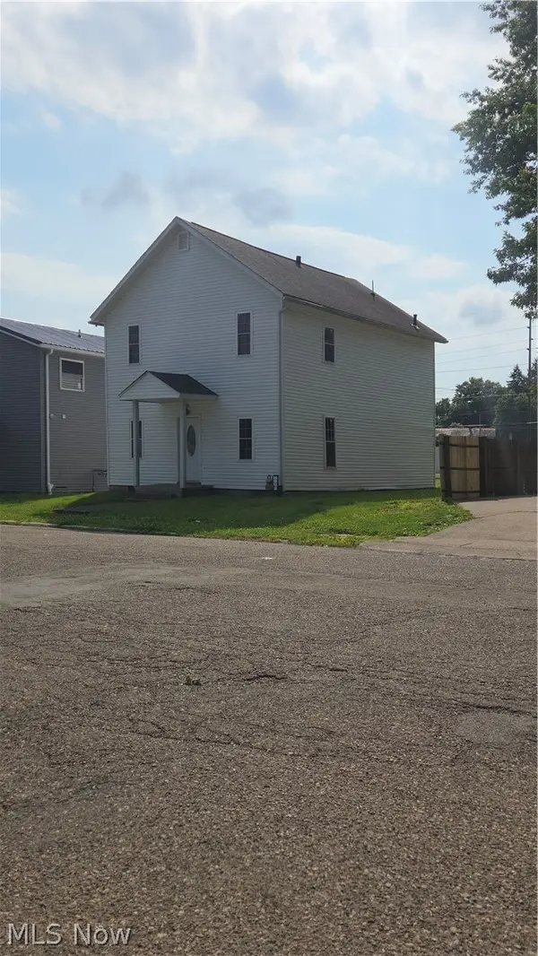 1307 Central Avenue, Zanesville, OH 43701