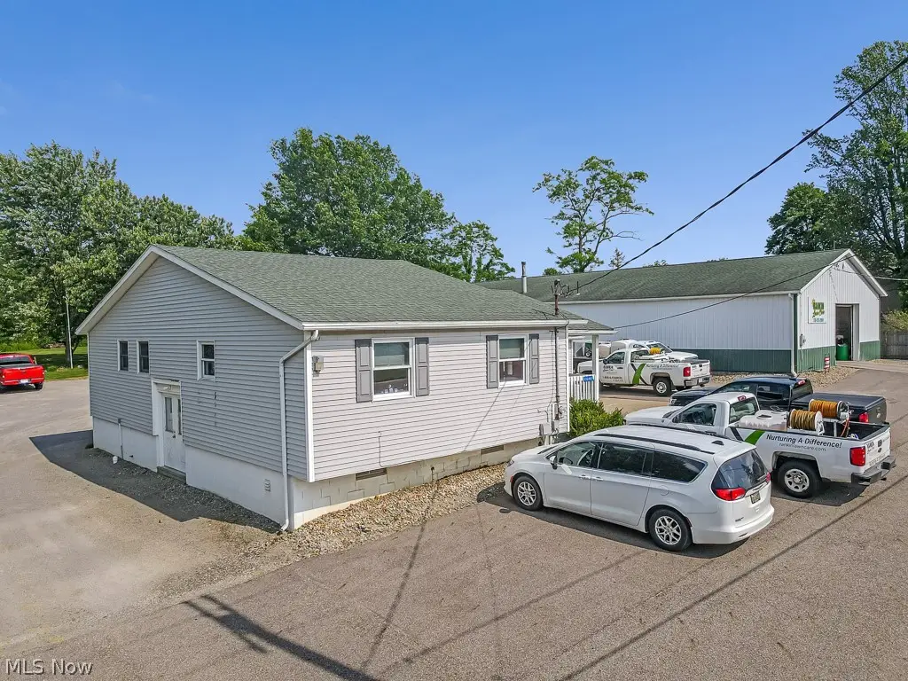 13390 Ravenna Ne Avenue, Hartville, OH 44632 - #1