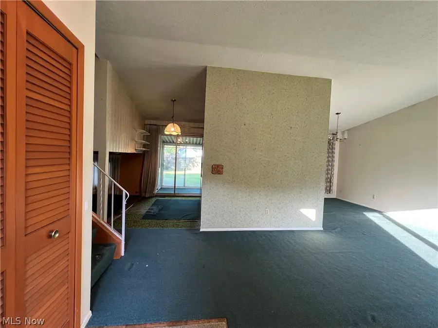5611 Marine Parkway, Mentor On The Lake, OH 44060 - #3