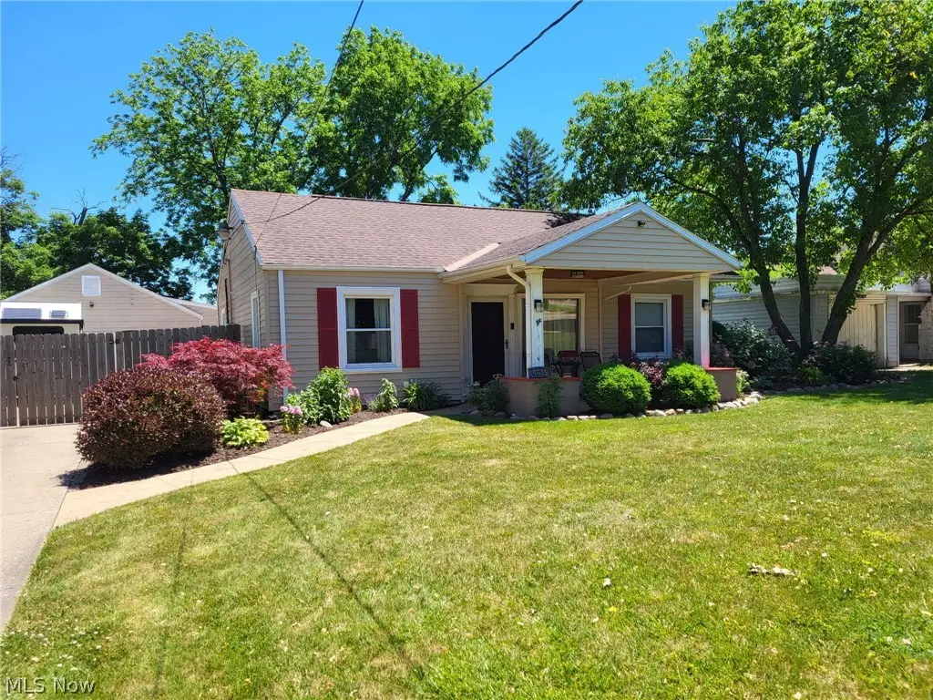 4615 W 11th Street, Cleveland, OH 44109 - #1