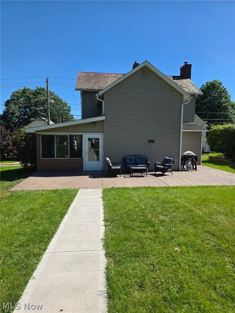 678 W Martin Street, East Palestine, OH 44413 - #3