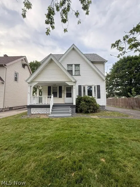 52 Meadowbrook Avenue, Boardman, OH 44512