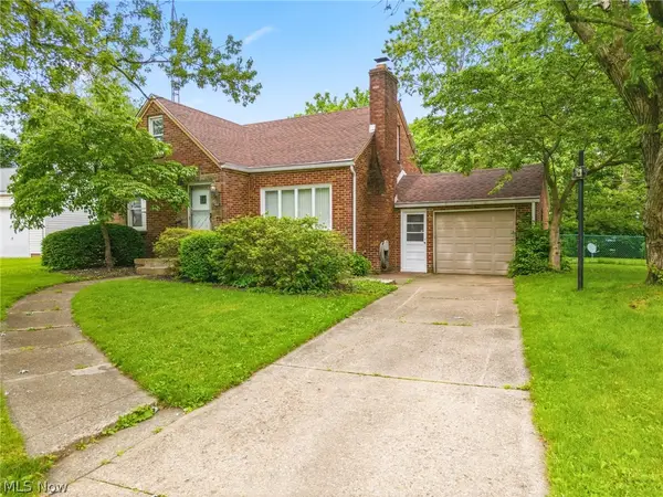 3312 Yale Nw Avenue, Canton, OH 44709