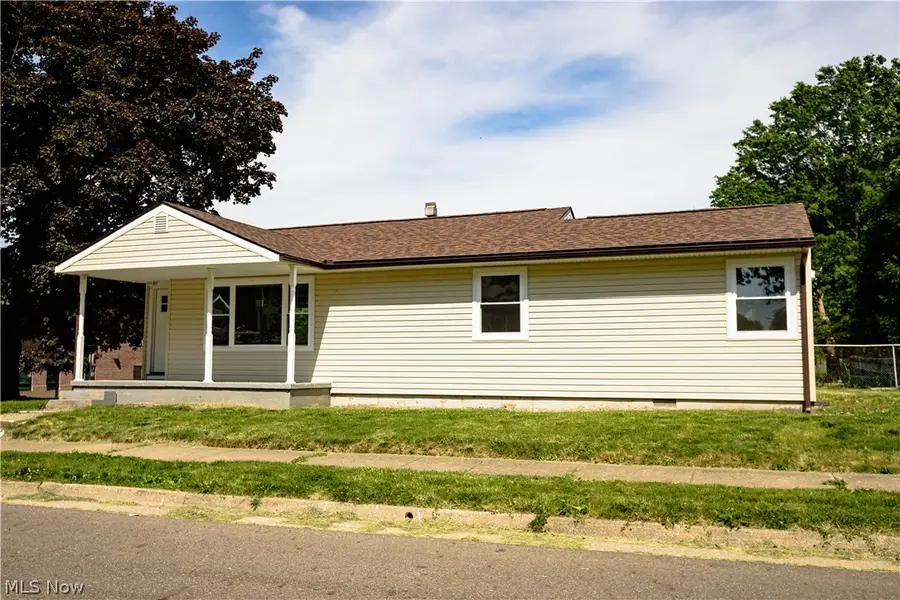 943 Erskine Avenue, Akron, OH 44306 - #2