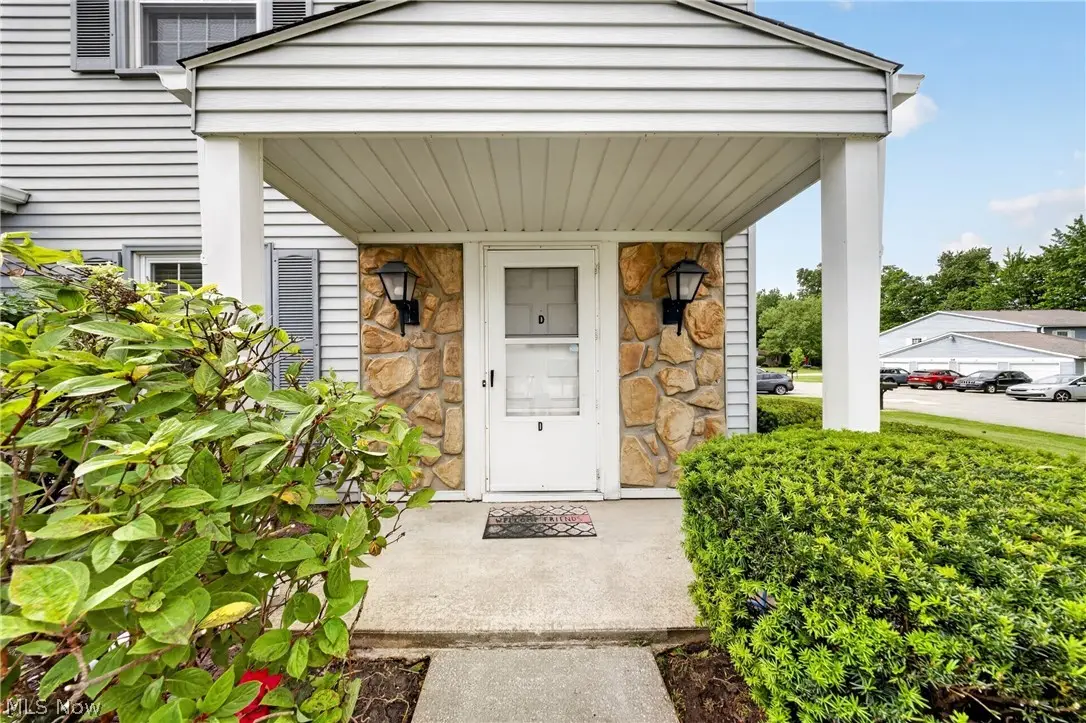3437 Beaver Trail #D, Aurora, OH 44202 - #1