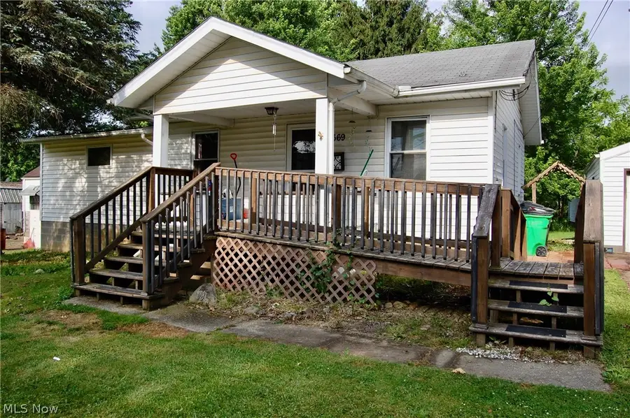 669 Scott Nw Place, Massillon, OH 44647 - #2