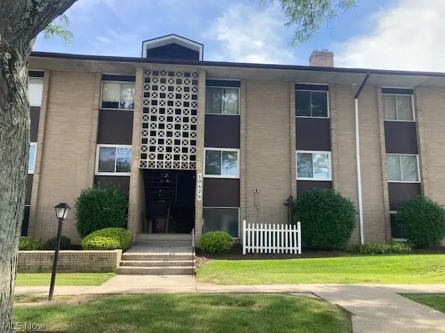 10429 N Church Drive, Parma Heights, OH 44130 - #1
