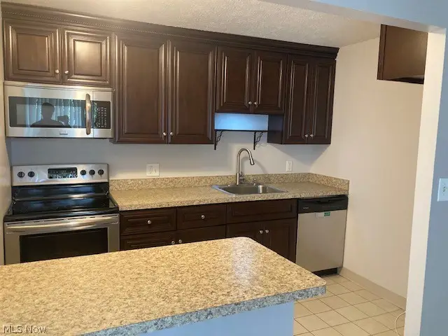 10429 N Church Drive, Parma Heights, OH 44130 - #2