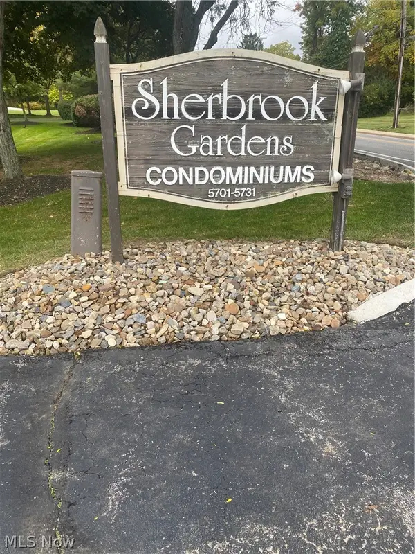 5721 Som Center Road #25, Solon, OH 44139