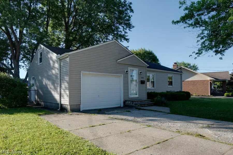1211 Jakse Drive, Eastlake, OH 44095 - #3
