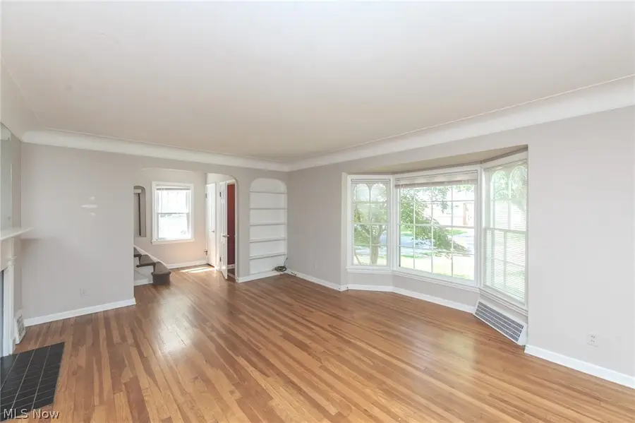 4218 Bushnell Road, University Heights, OH 44118 - #3