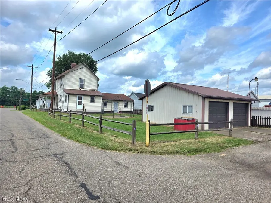 2380 S Lawn Avenue, Coshocton, OH 43812 - #3
