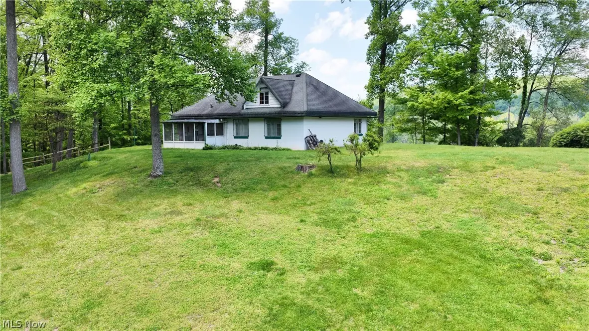 8690 Us Route 62, Killbuck, OH 44637 - #1