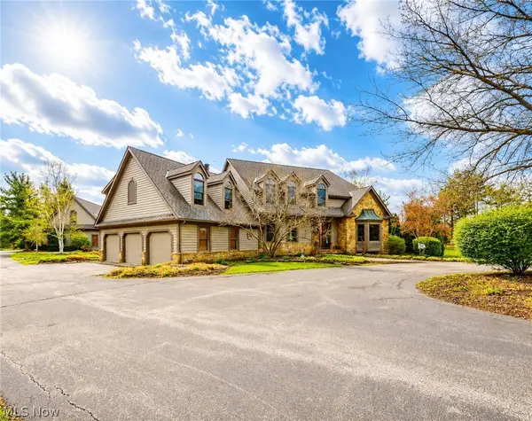 11205 Hampton Ridge Drive, Chardon, OH 44024