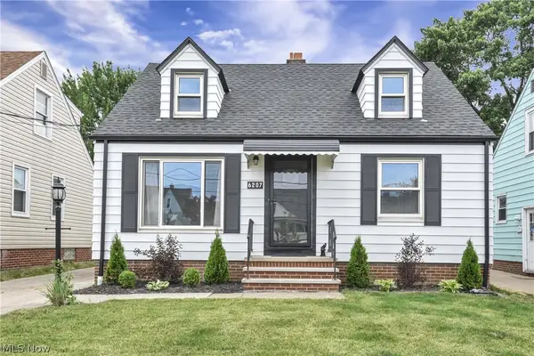 6207 Delora Avenue, Brooklyn, OH 44144