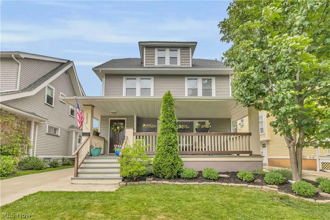 1252 Andrews Avenue, Lakewood, OH 44107 - #1