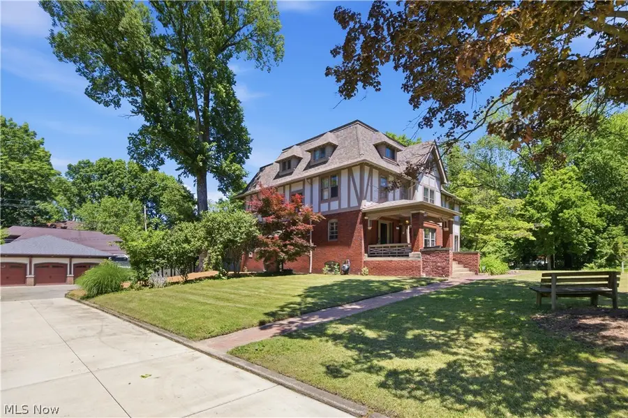2689 Berkshire Road, Cleveland Heights, OH 44106 - #3