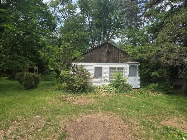 1344 Dunedin Avenue, Madison, OH 44057