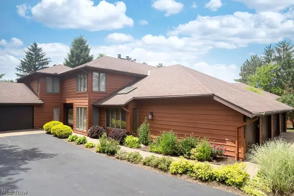25878 Fairmount Boulevard, Beachwood, OH 44122