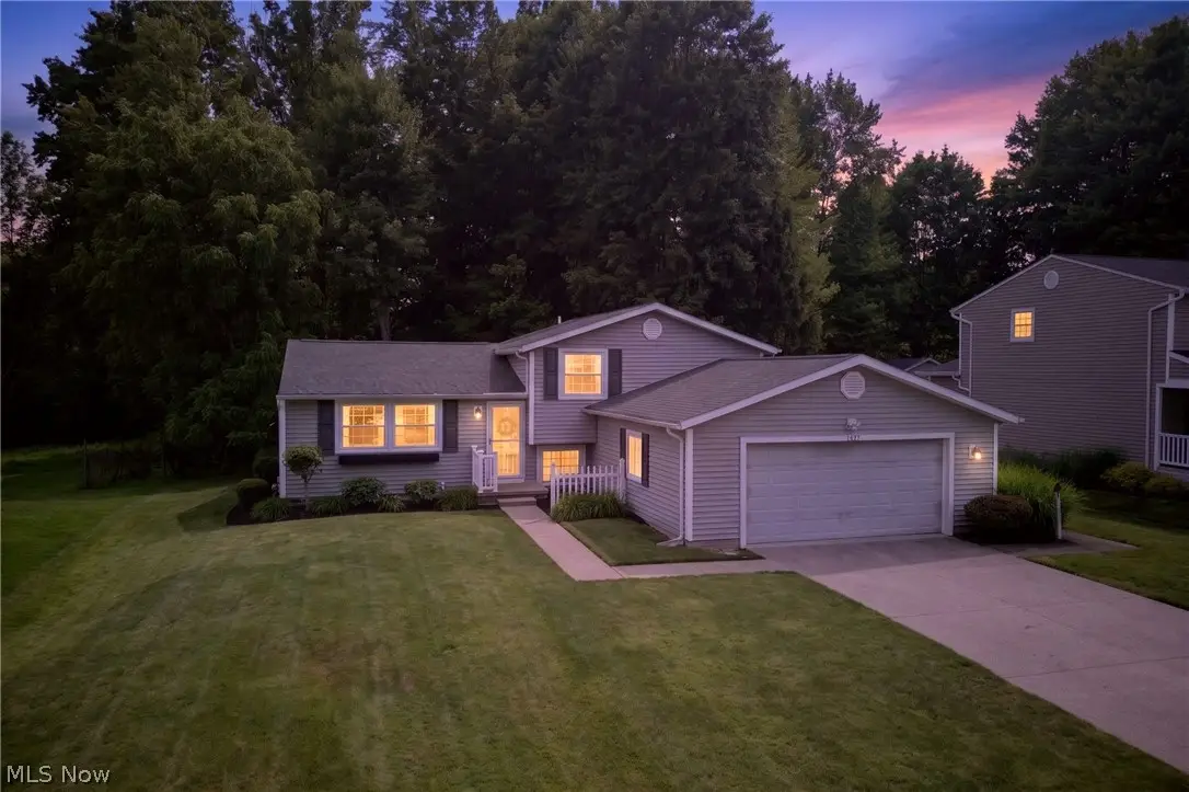 1664 Tinkers View Drive, Twinsburg, OH 44087 - #1