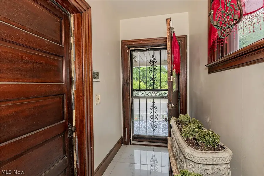 1713 E 84th Street, Cleveland, OH 44103 - #3