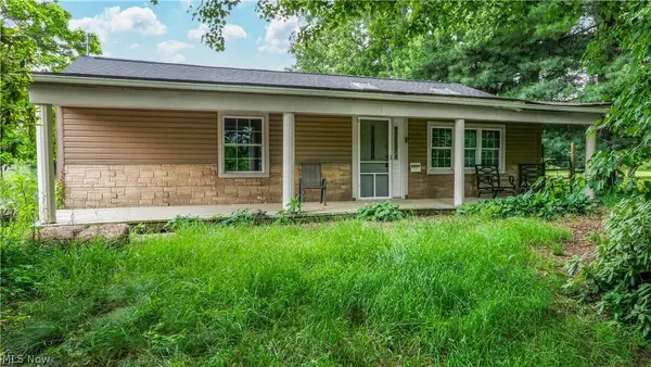 10432 State Route 303, Windham, OH 44288