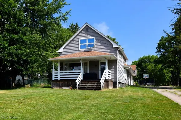 1031 E Wallings Road, Broadview Heights, OH 44147
