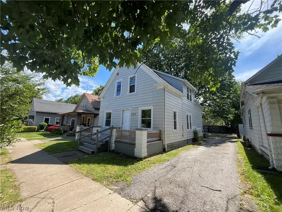 3421 W 60th Street, Cleveland, OH 44102 - #2