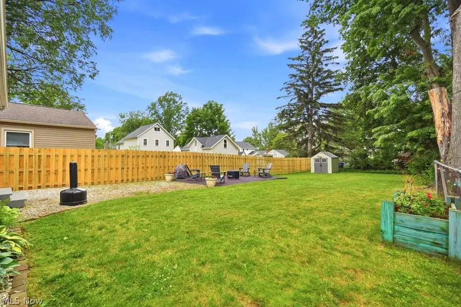 38235 Woodside Avenue, Willoughby, OH 44094 - #2
