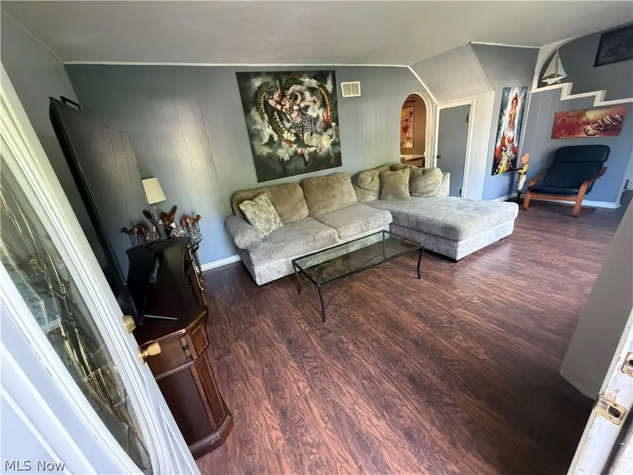 1269 E 332nd Street, Eastlake, OH 44095 - #3