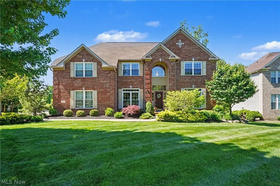 975 W Parkway Boulevard, Aurora, OH 44202 - #1
