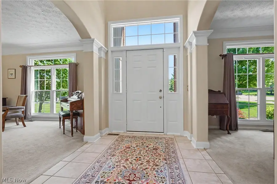 975 W Parkway Boulevard, Aurora, OH 44202 - #3