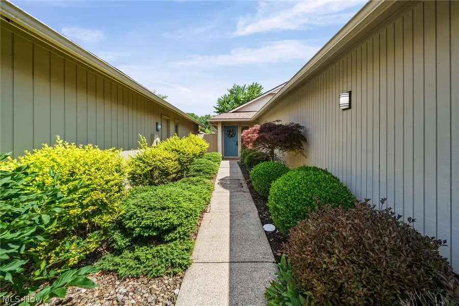 21454 Oak Bark Trail, Strongsville, OH 44149 - #3