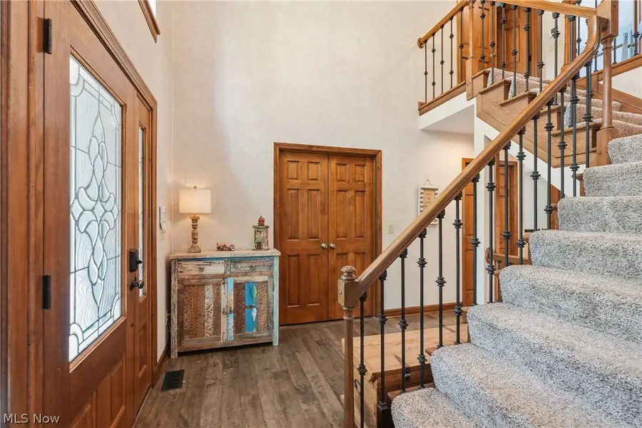 5743 Williamsburg Drive, Highland Heights, OH 44143 - #3