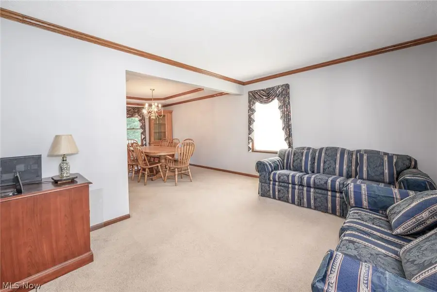 1133 Sharonbrook Drive, Twinsburg, OH 44087 - #3