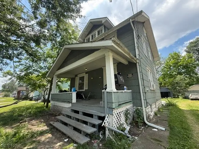 1815 Roosevelt Ne Avenue, Canton, OH 44705 - #2