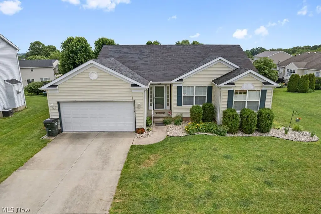 6514 Candlestick Ne Avenue, Canton, OH 44721 - #1