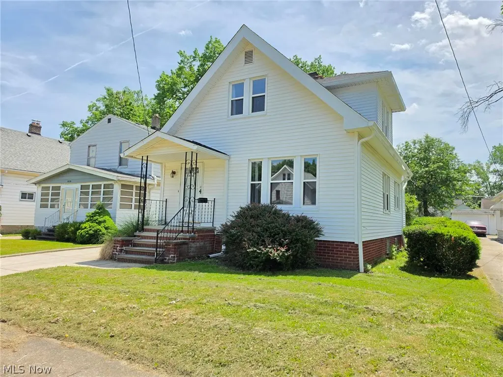 3909 Burger Avenue, Cleveland, OH 44109 - #1