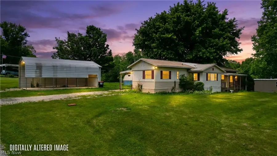 875 Mobile Drive, Zanesville, OH 43701 - #2