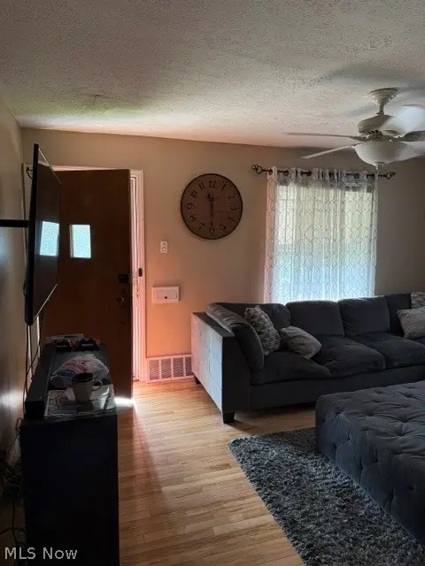 4141 W 57th Street, Cleveland, OH 44144 - #3