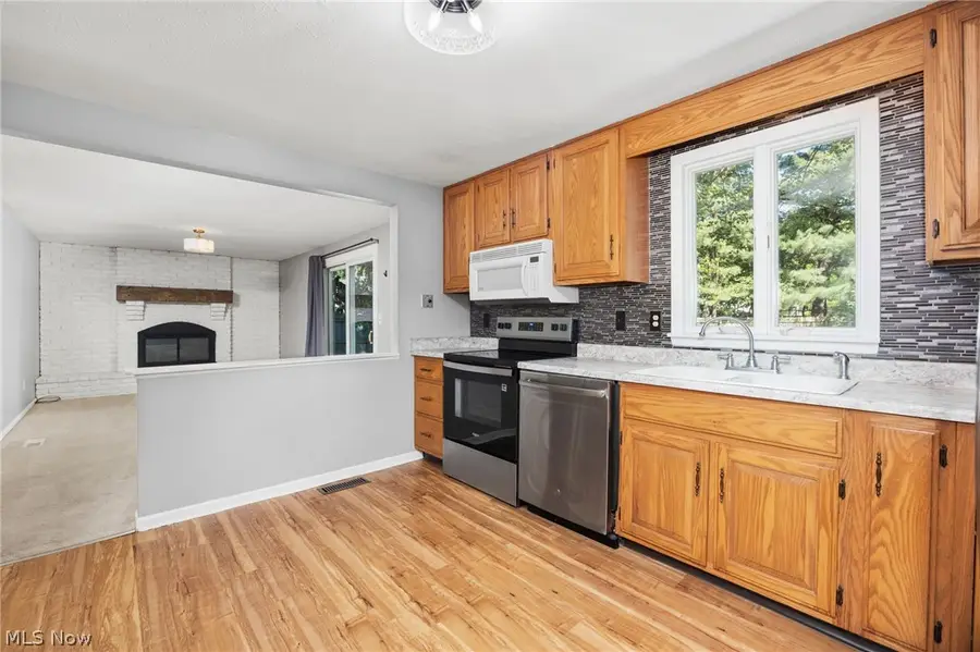 1055 Gentry Drive, Medina, OH 44256 - #3
